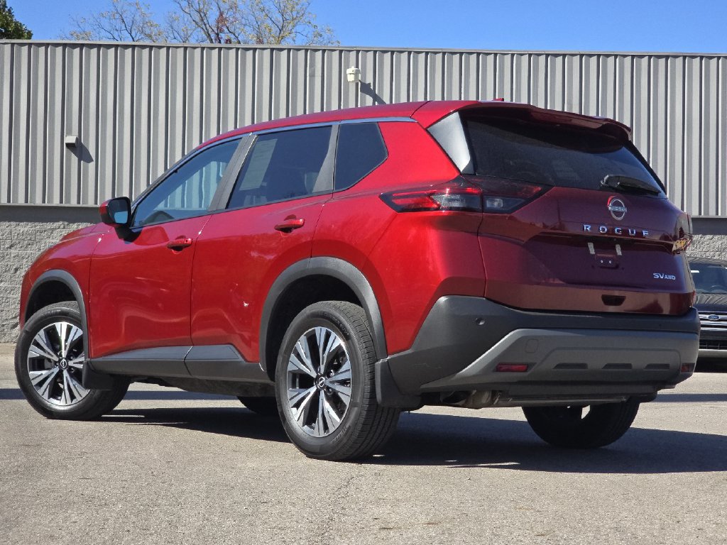 Used 2023 Nissan Rogue SV AWD/4WD image 14