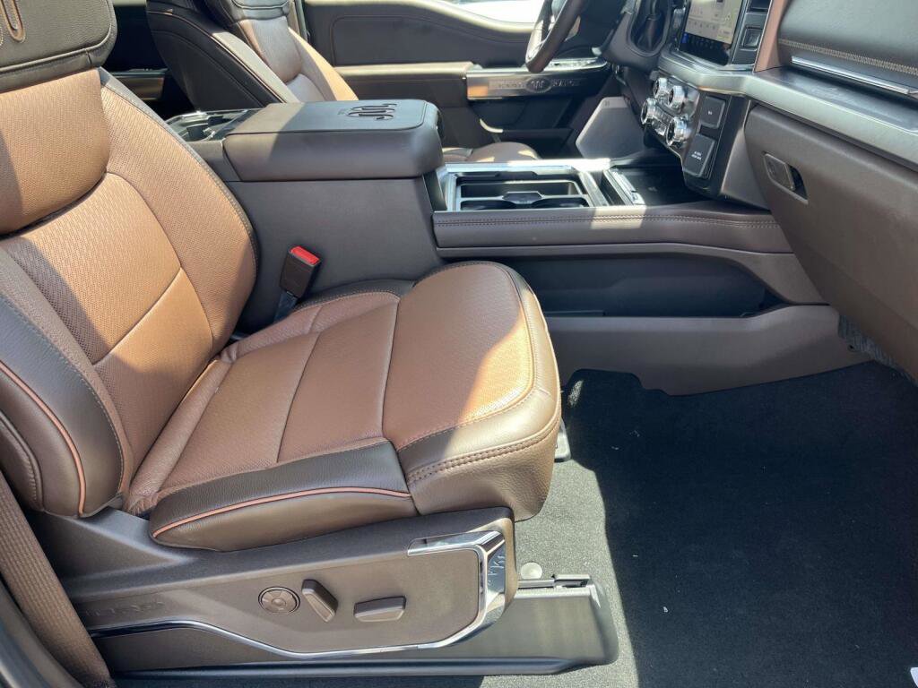 New 2026 Ford F250 King Ranch w/ Chrome Package AWD/4WD image 22