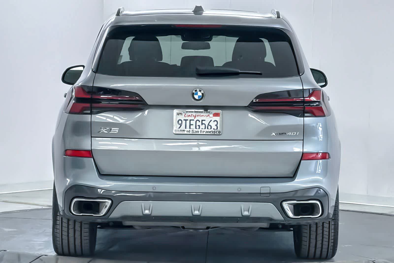 Used 2025 BMW X5 xDrive40i w/ M Sport Package AWD/4WD image 7