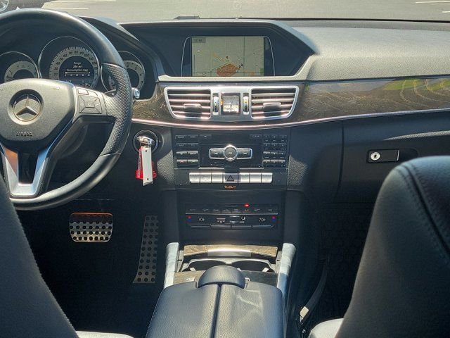 Used 2014 Mercedes-Benz E 350 Sedan image 5