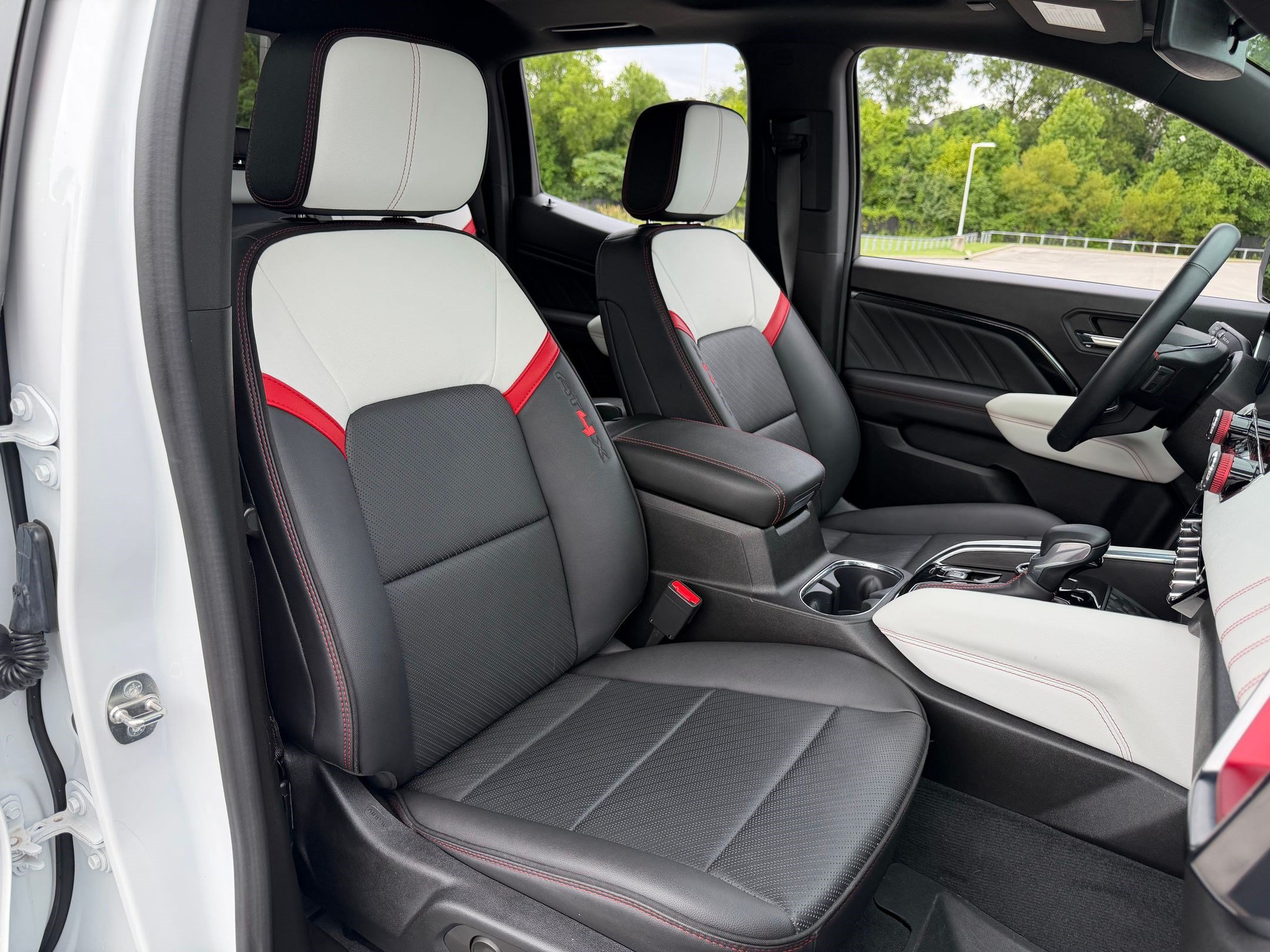 Used 2023 GMC Canyon AT4X w/ Edition 1 AWD/4WD image 20