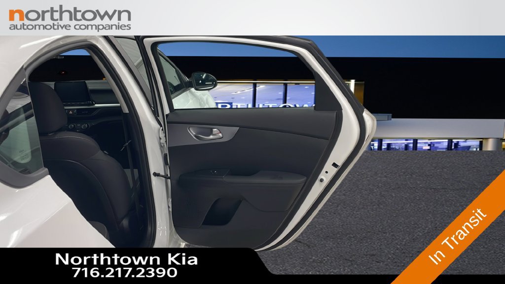Used 2023 Kia Forte LXS FWD image 32