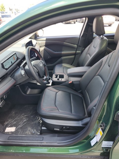 New 2026 Ford Mustang Mach-E Premium w/ Sport Appearance Package AWD/4WD image 31