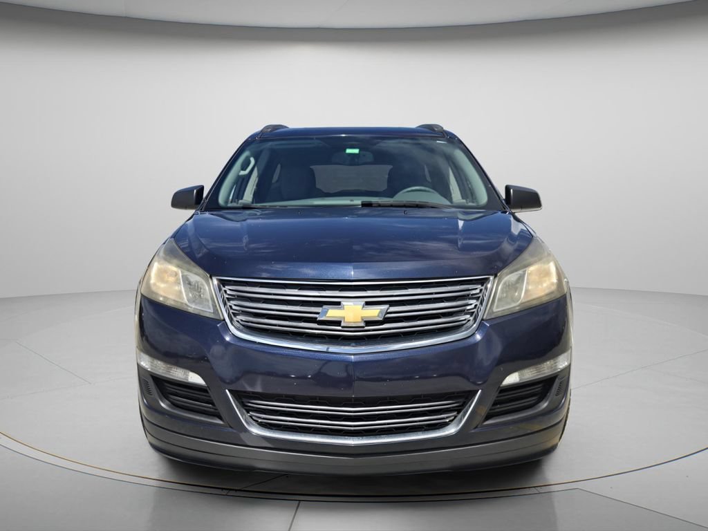 Used 2017 Chevrolet Traverse LS FWD image 4