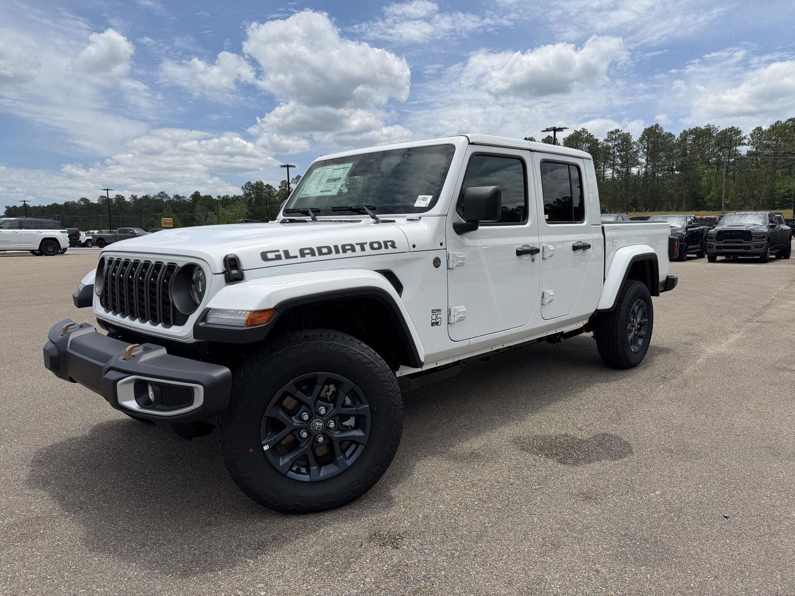 New 2026 Jeep Gladiator Sport AWD/4WD image 1