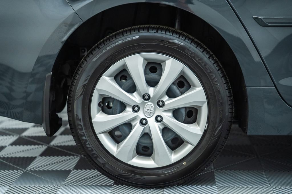 Certified 2025 Toyota Corolla LE image 17