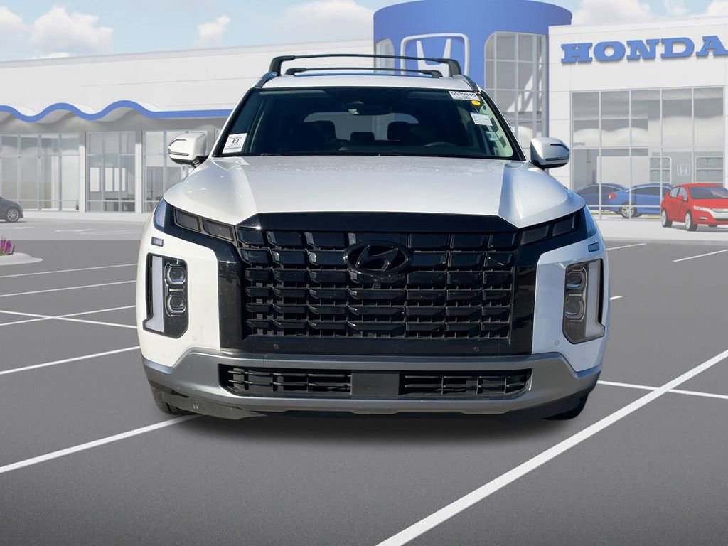 Used 2024 Hyundai Palisade SEL image 2