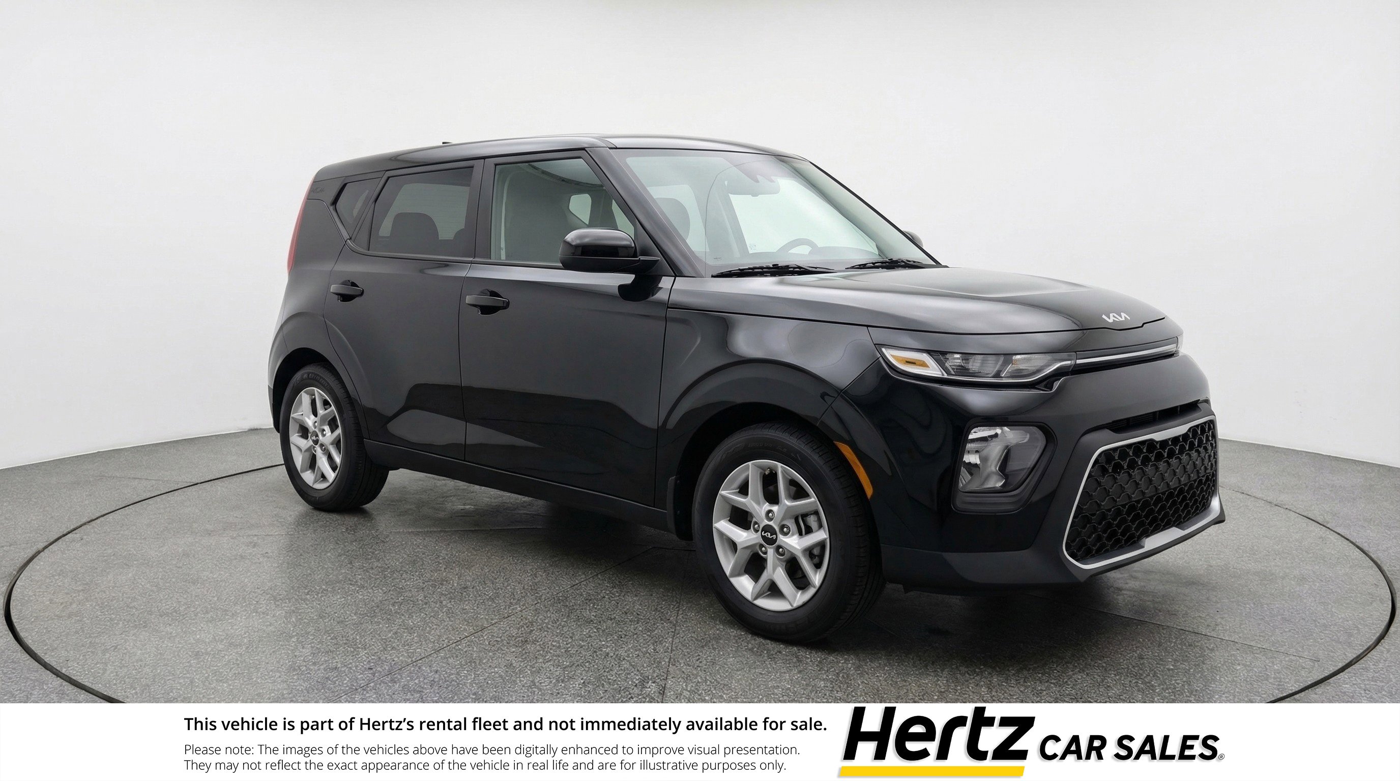 Used 2025 Kia Soul LX w/ LX Technology Package FWD image 1