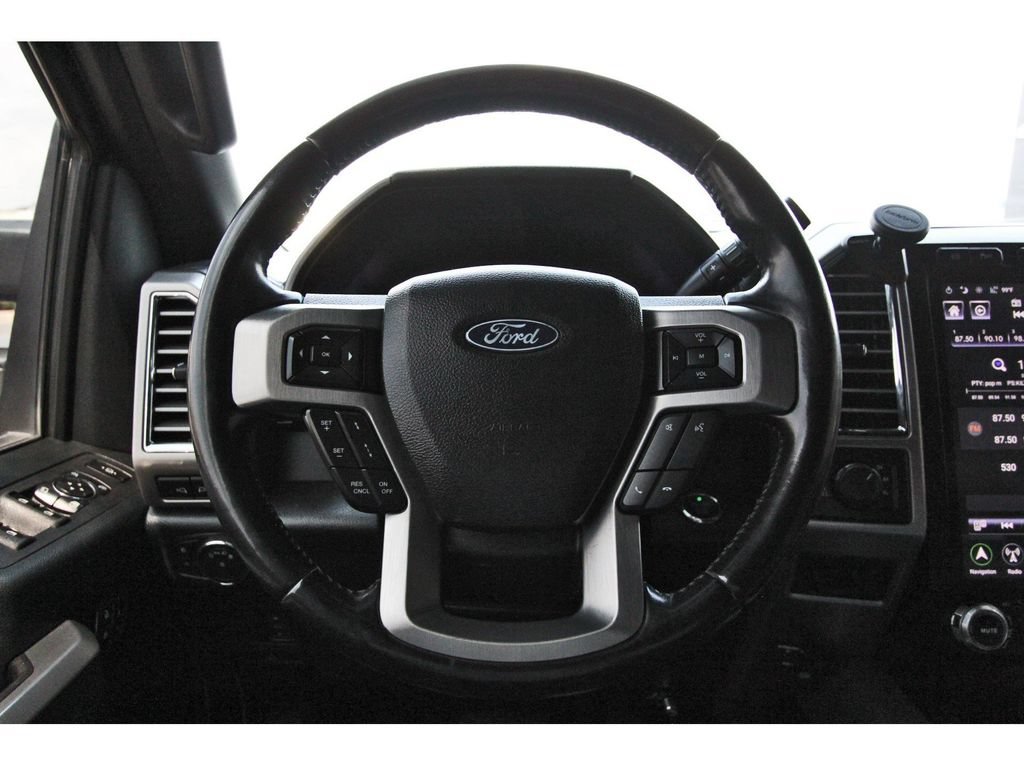Used 2018 Ford F250 Platinum w/ Platinum Ultimate Package AWD/4WD image 15