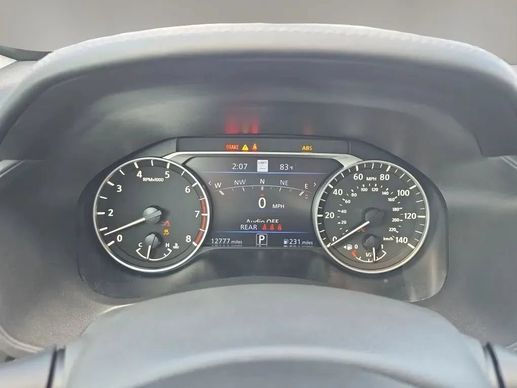 Used 2024 Nissan Altima 2.5 SV w/ SV Premium Package FWD image 18
