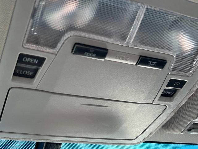 Used 2016 Toyota Avalon XLE Premium image 38