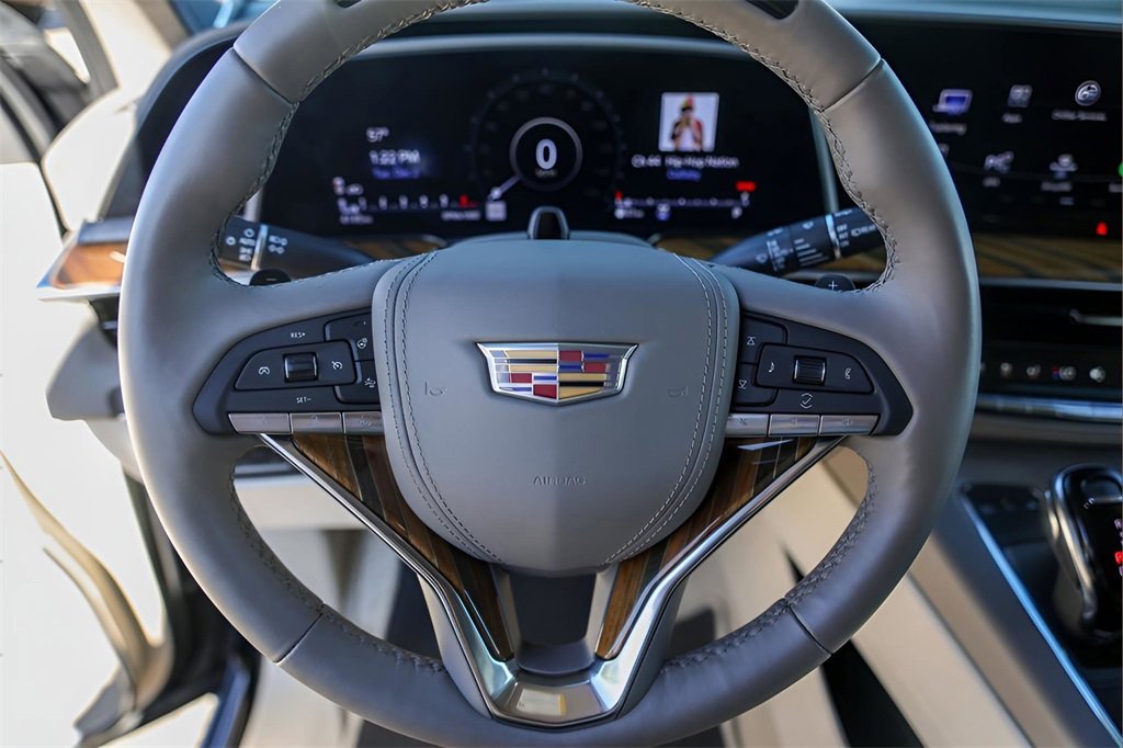 Certified 2024 Cadillac Escalade Premium Luxury Platinum w/ Heavy-Duty Trailer Package image 12