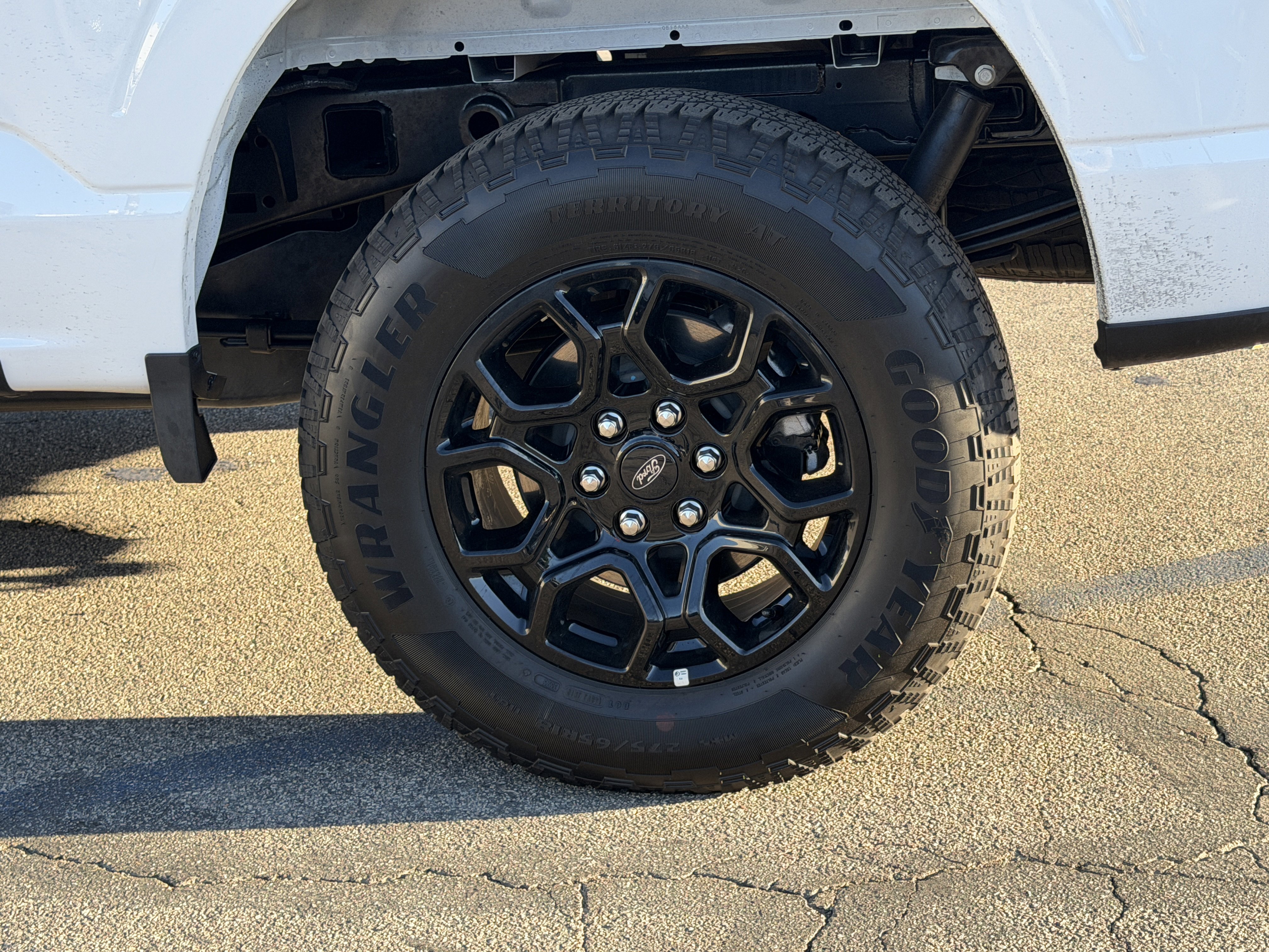 Used 2025 Ford F150 XLT w/ Equipment Group 302A MID image 30