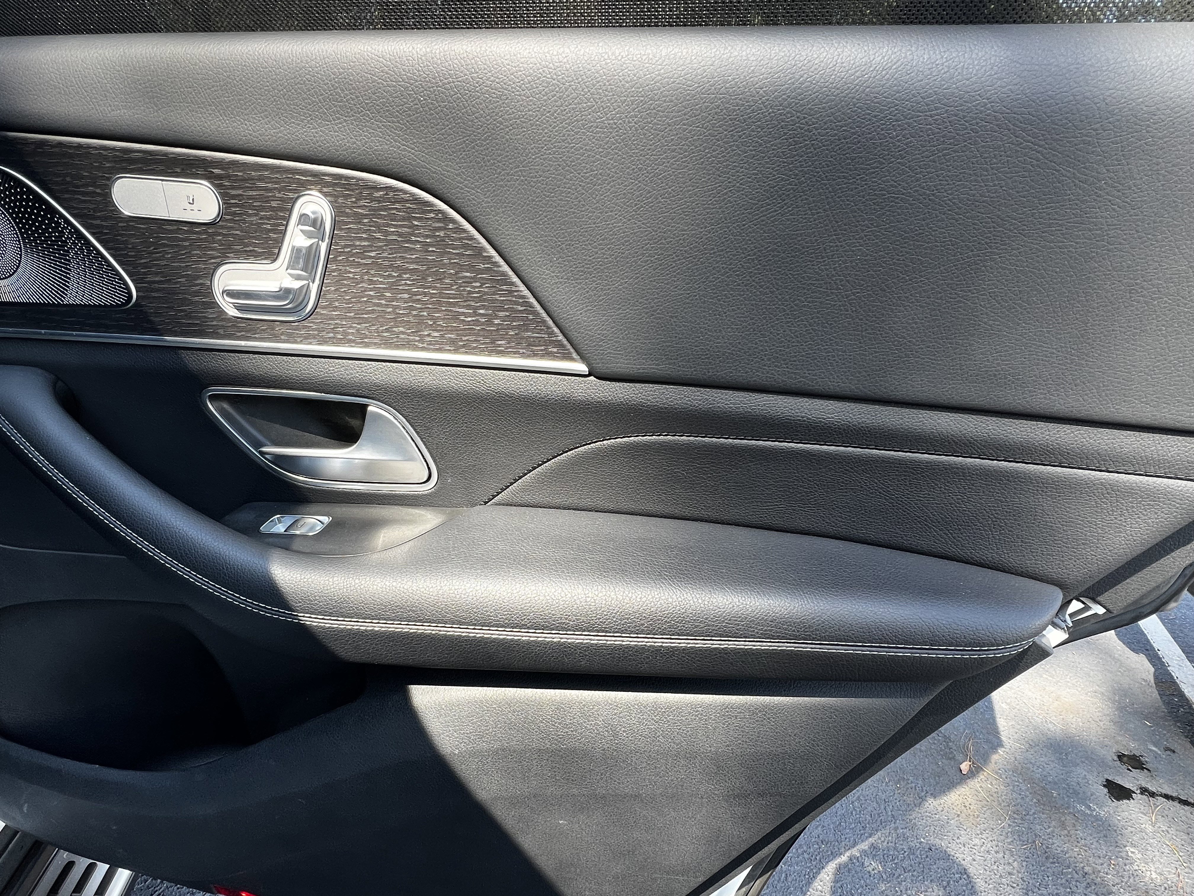 Used 2023 Mercedes-Benz GLS 450 450 4MATIC w/ AMG Line Exterior image 39