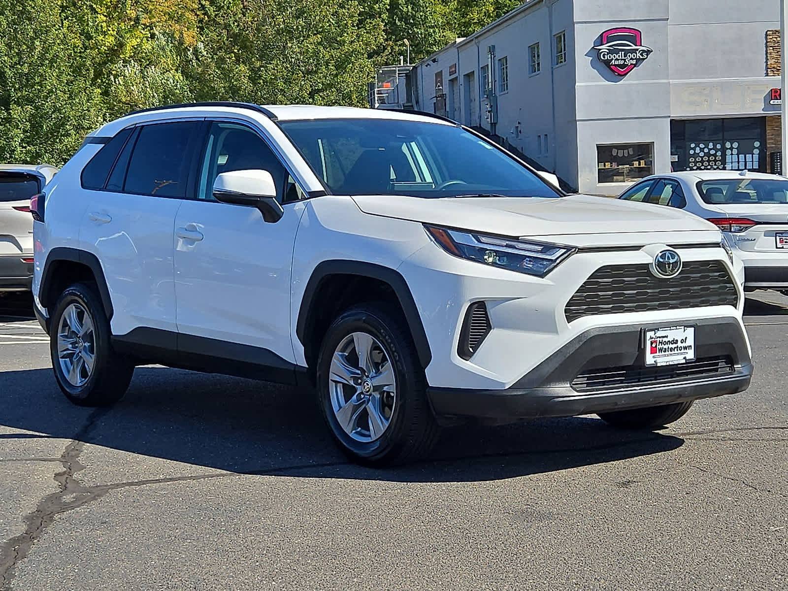 Used 2024 Toyota RAV4 XLE image 4