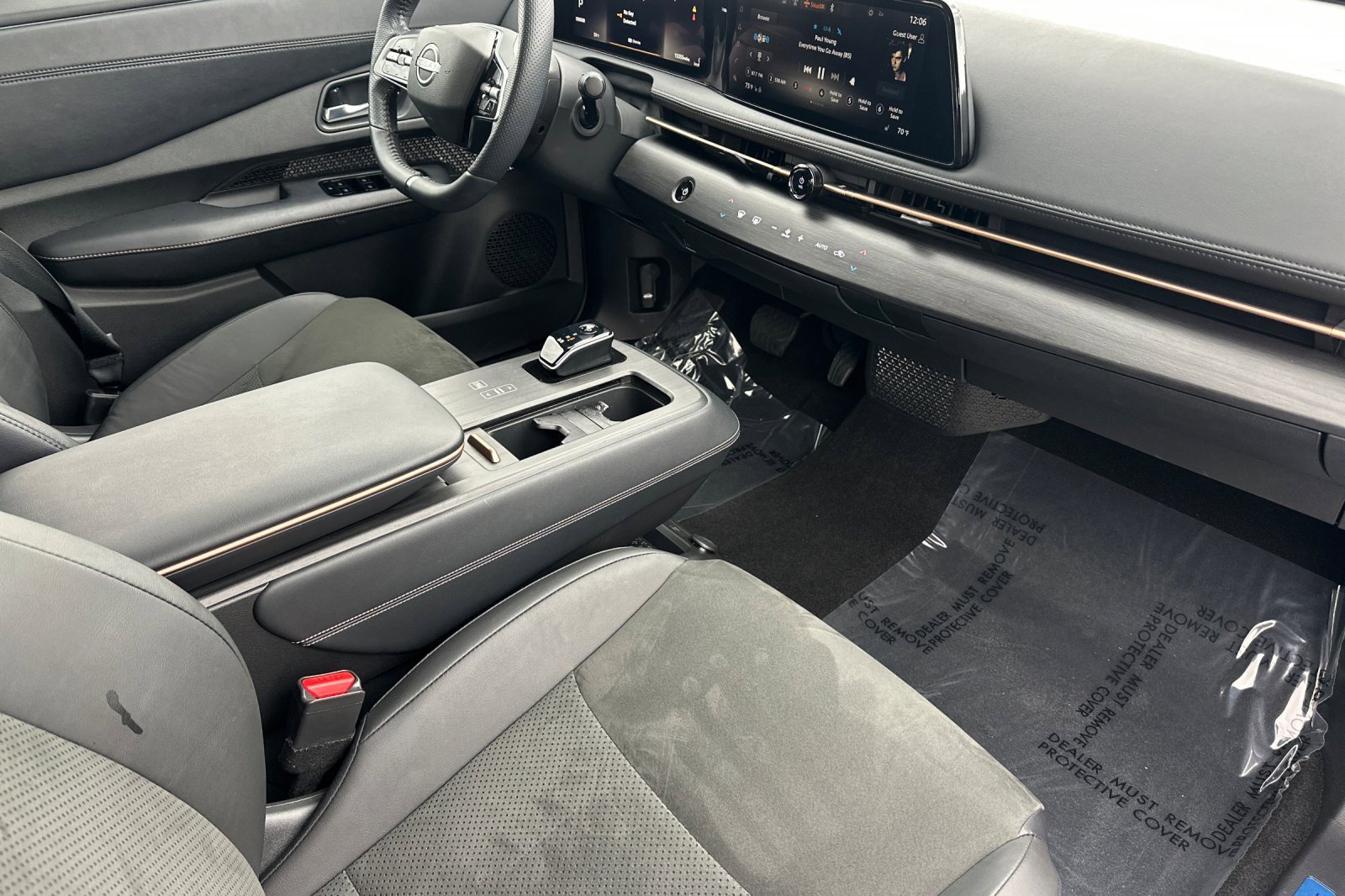 Certified 2024 Nissan Ariya AWD image 18