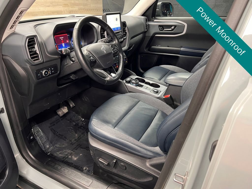 Used 2023 Ford Bronco Sport Outer Banks w/ Tech Package image 3