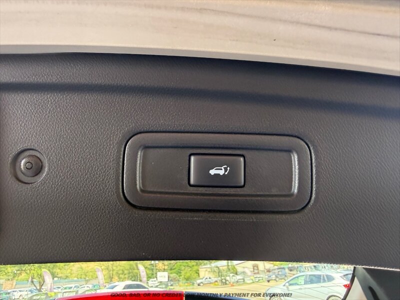 Used 2016 INFINITI QX70 2WD image 31