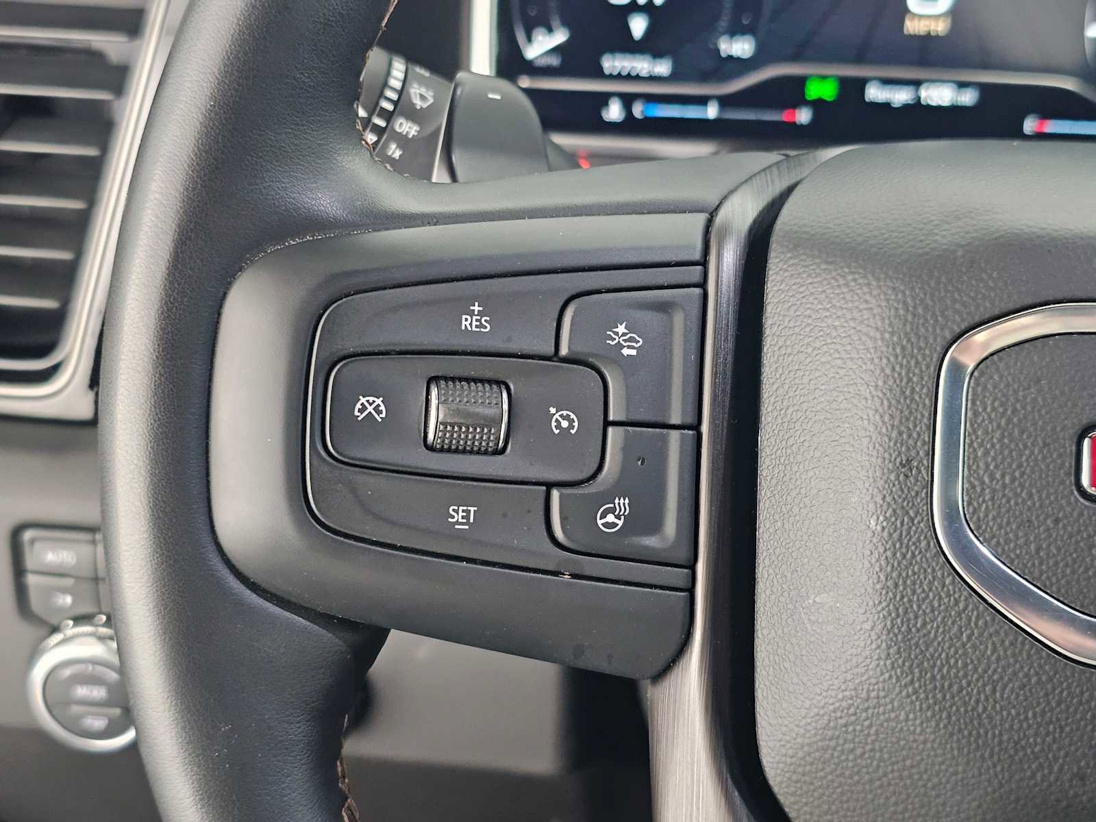 Used 2023 GMC Sierra 1500 AT4 AWD/4WD image 27