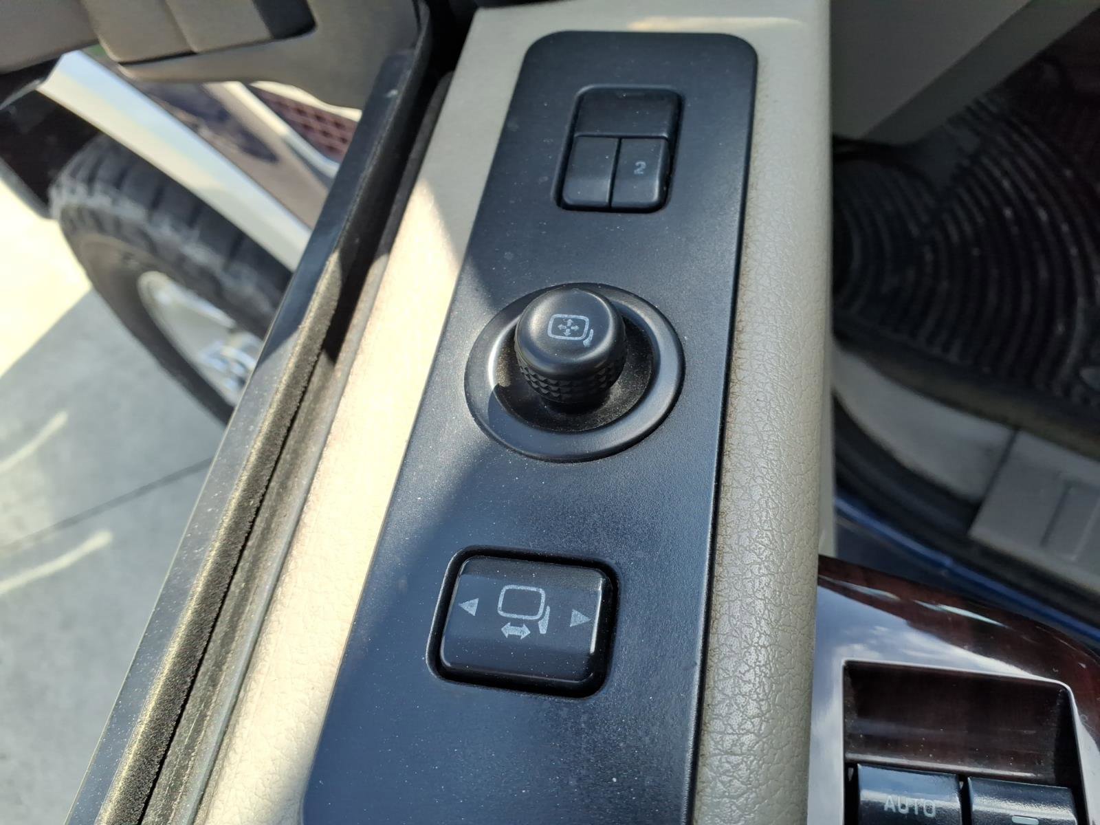 Used 2008 Ford F350 Lariat image 14