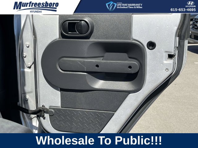 Used 2010 Jeep Wrangler Unlimited Sport AWD/4WD image 22