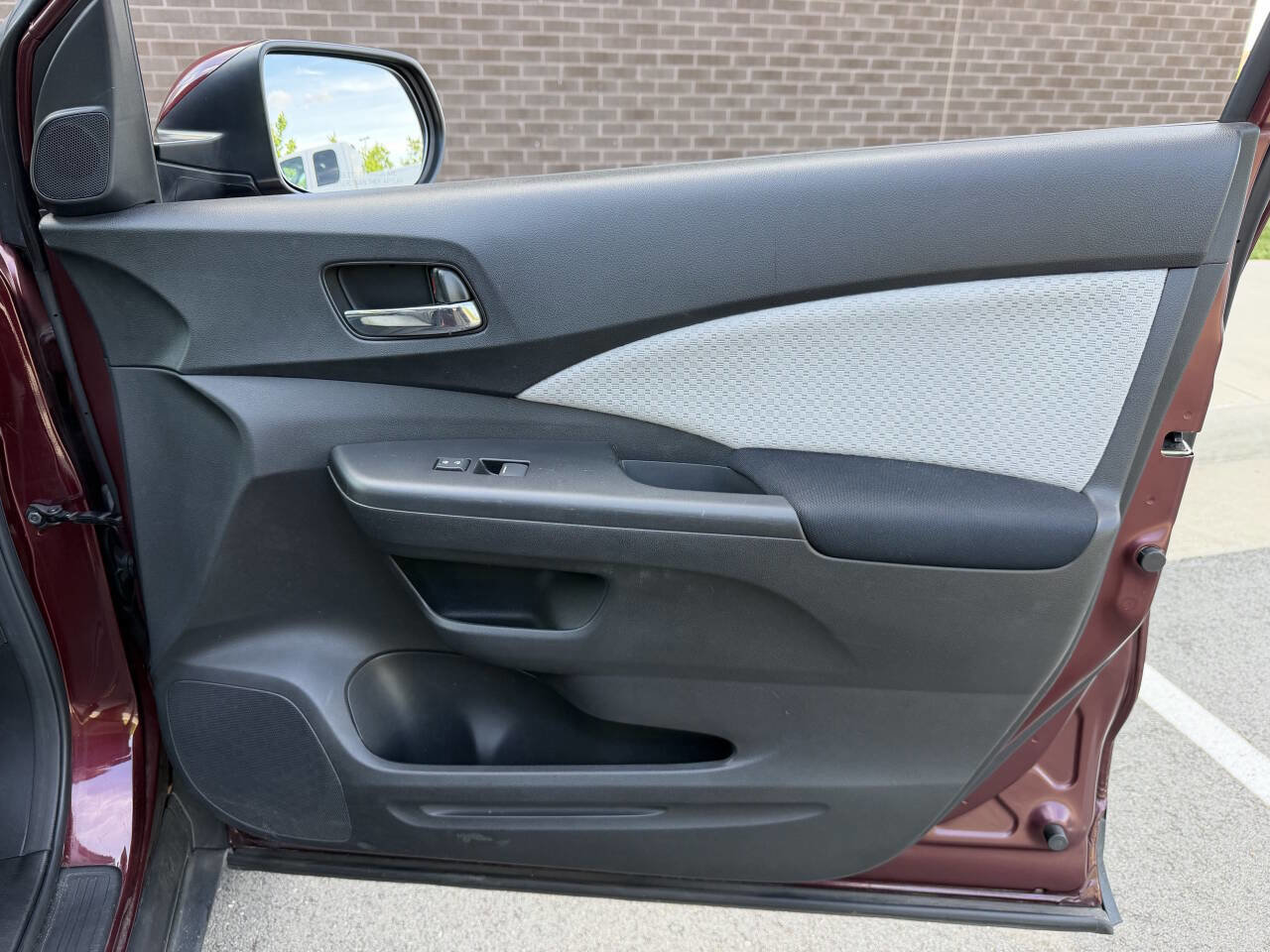 Used 2016 Honda CR-V EX image 25