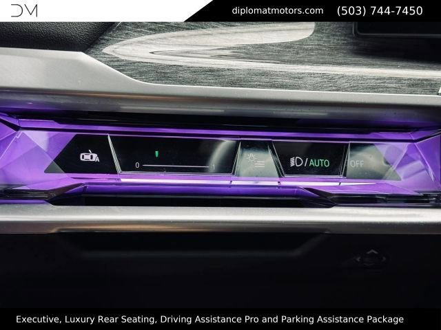 Used 2023 BMW 760i xDrive w/ Executive Package AWD/4WD image 41