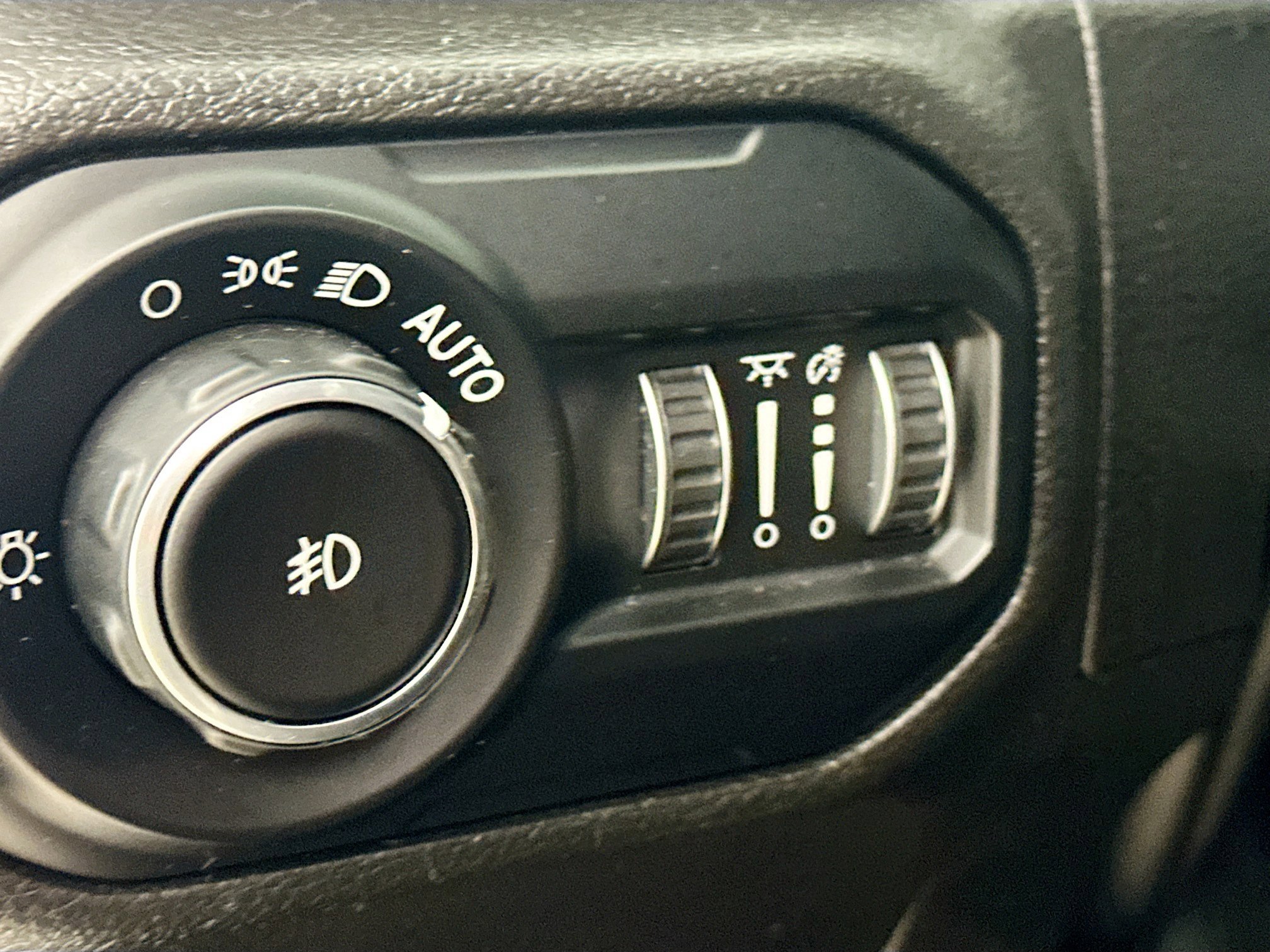 Certified 2022 Jeep Wrangler Sport AWD/4WD image 11