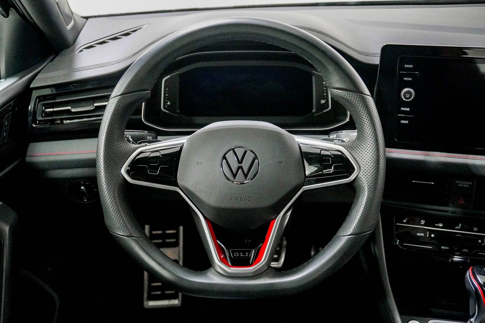 Used 2025 Volkswagen Jetta GLI Autobahn FWD image 21