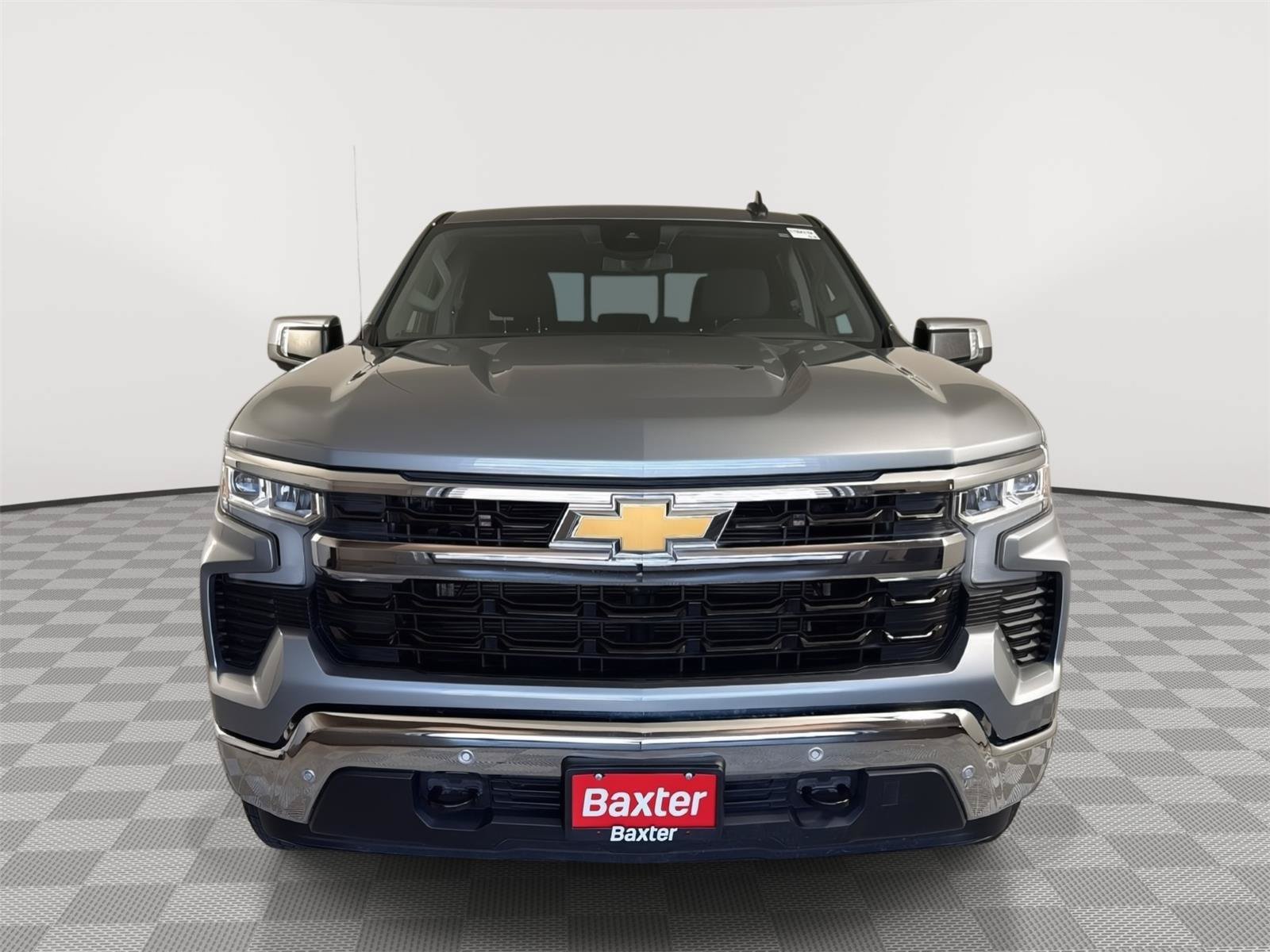 Used 2024 Chevrolet Silverado 1500 LT w/ Z71 Off-Road Package AWD/4WD image 2