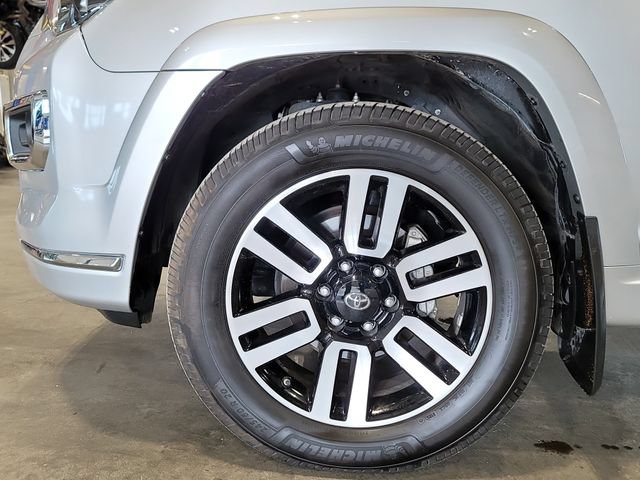 Used 2020 Toyota 4Runner Limited AWD/4WD image 11
