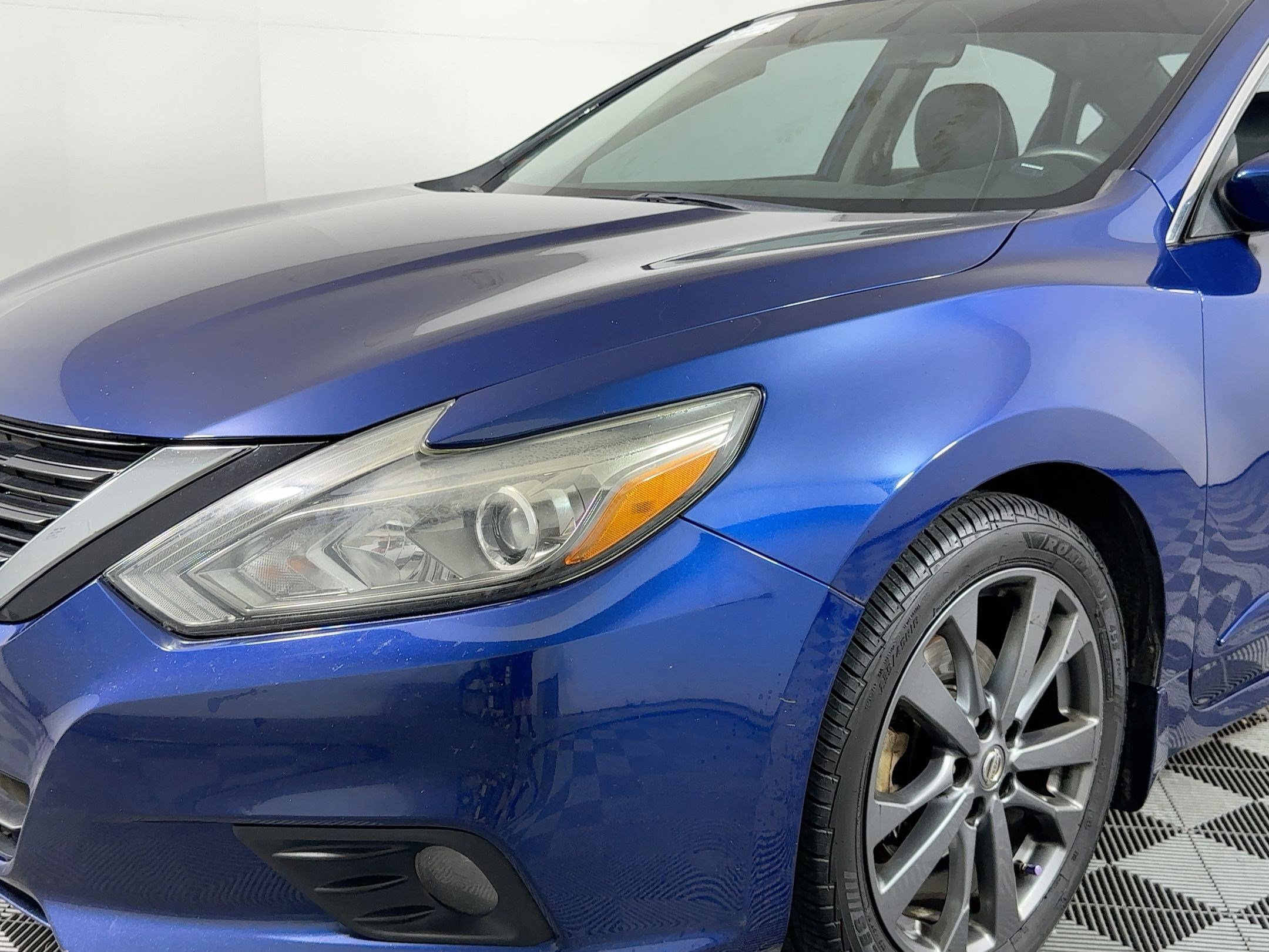 Used 2018 Nissan Altima 2.5 SR w/ SR Special Edition image 8