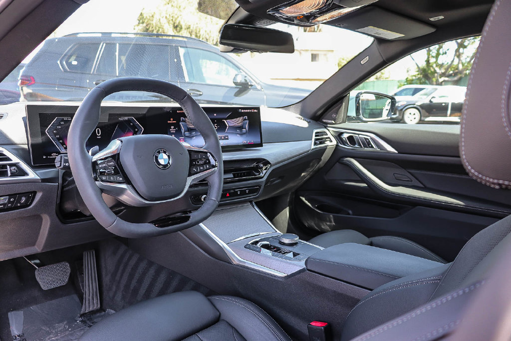 Used 2026 BMW 430i xDrive Coupe w/ Premium Package AWD/4WD image 12