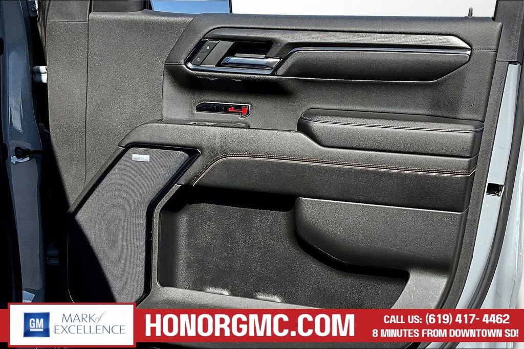 Used 2024 GMC Sierra 1500 AT4 w/ Technology Package image 28