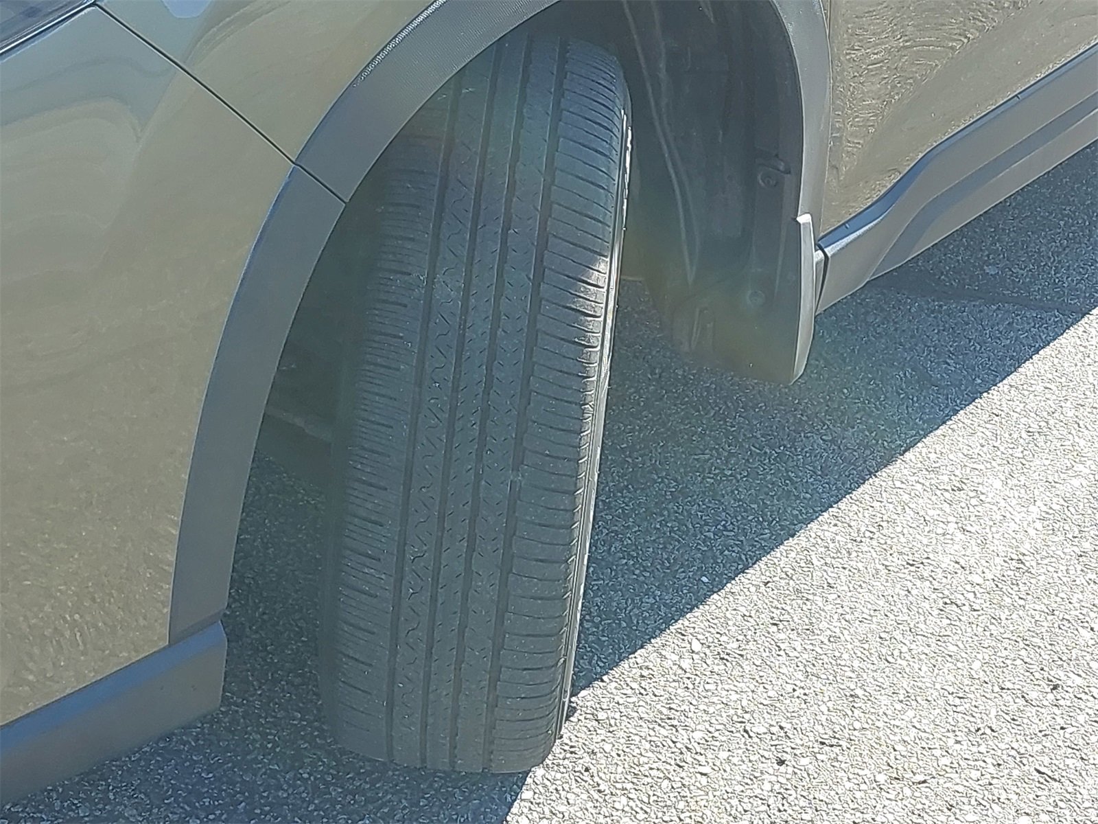 Certified 2023 Subaru Forester Limited image 33