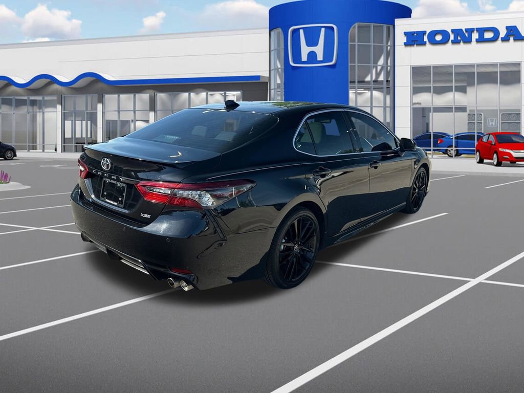 Used 2024 Toyota Camry XSE w/ Navigation Package image 9