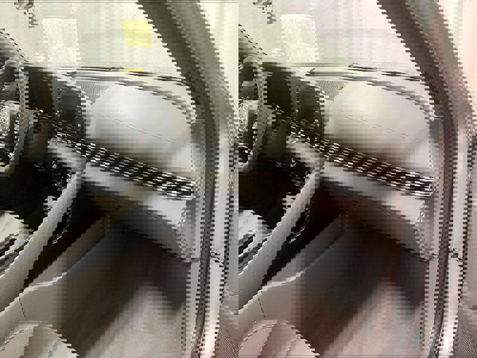 Used 2021 Hyundai Elantra SEL image 13