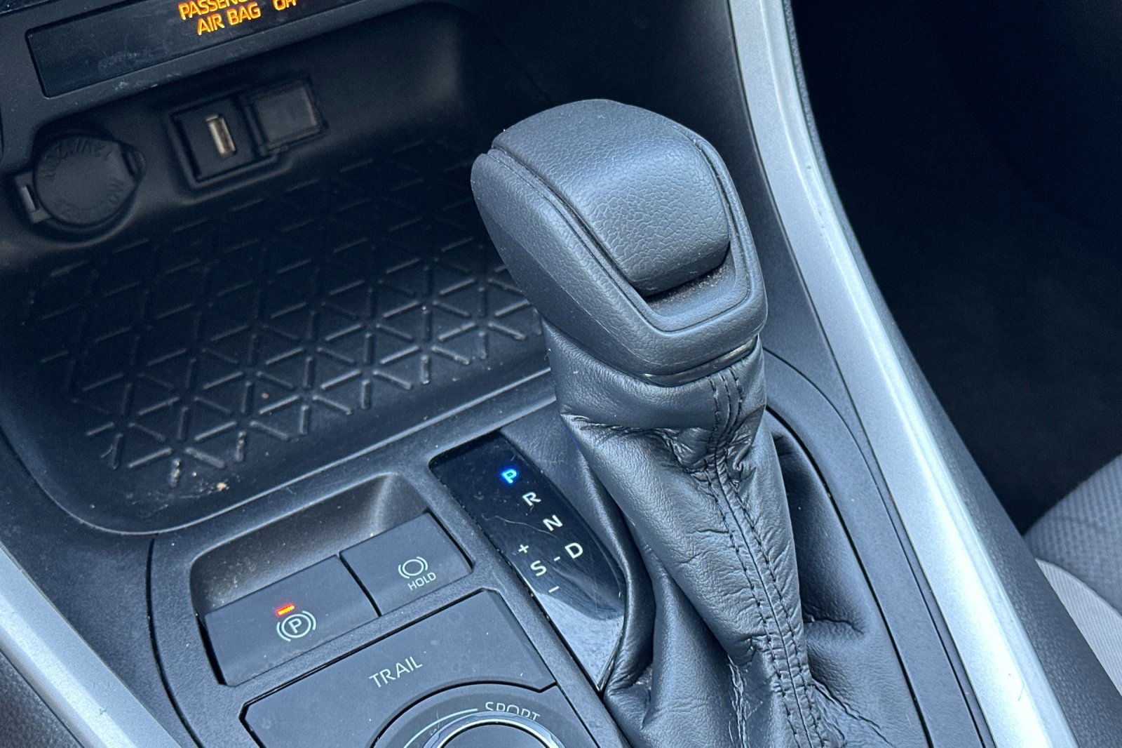 Certified 2021 Toyota RAV4 XLE w/ Convenience Package image 21