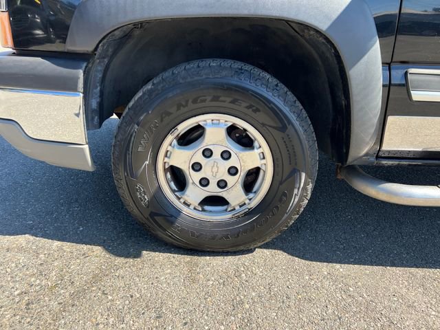 Used 2004 Chevrolet Silverado 1500 w/ Light Duty Power Package image 30