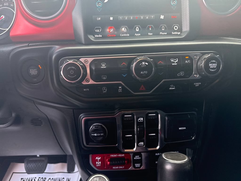 Used 2022 Jeep Wrangler Unlimited Rubicon AWD/4WD image 21