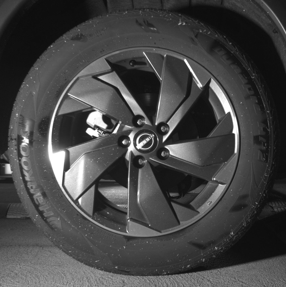 Used 2025 Nissan Rogue SV image 15