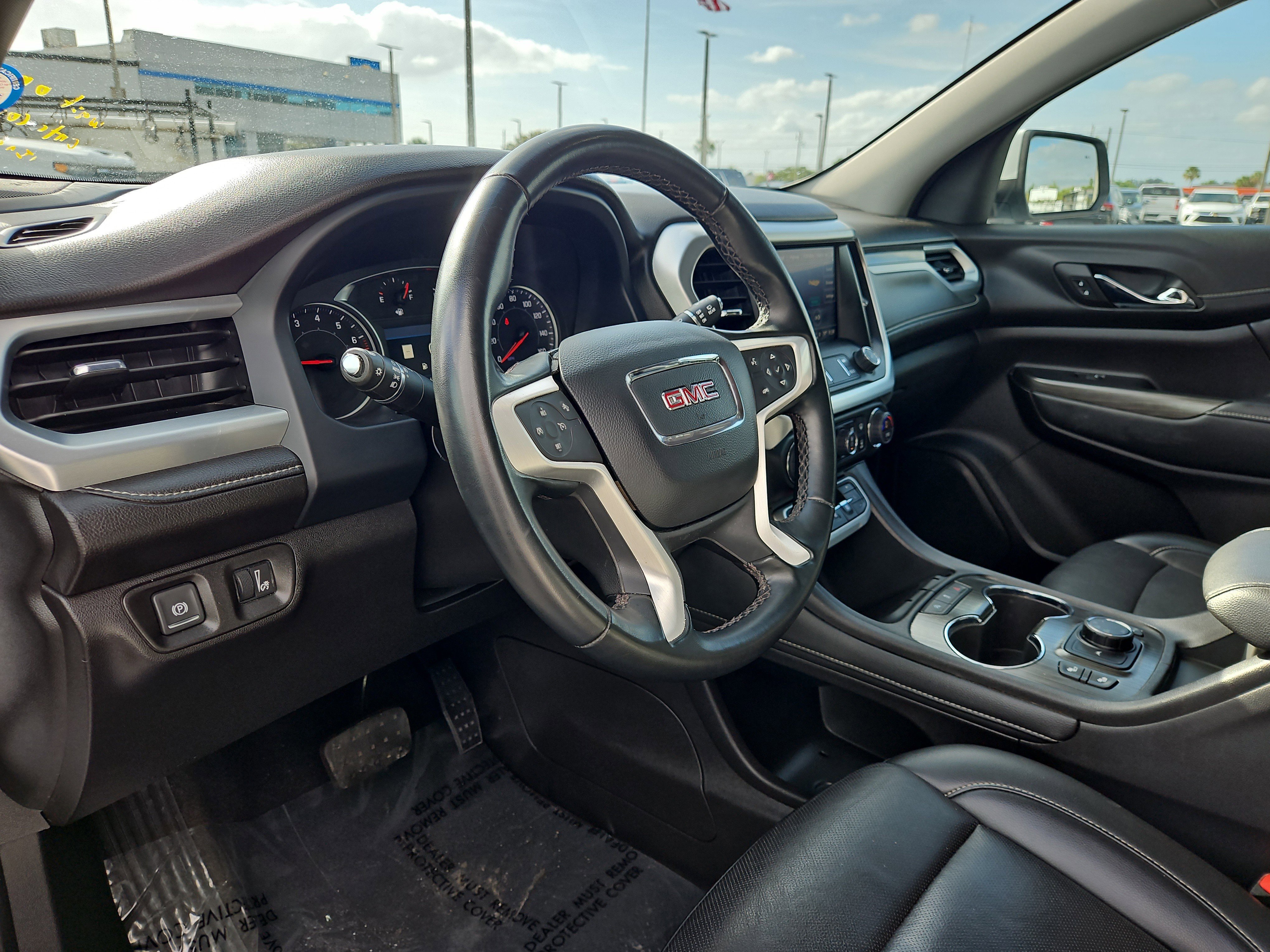 Used 2023 GMC Acadia SLT AWD/4WD image 14