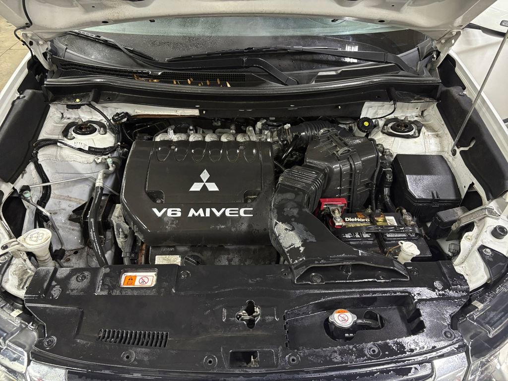 Used 2016 Mitsubishi Outlander GT image 20