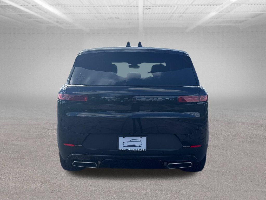 New 2026 Land Rover Range Rover Sport SE AWD/4WD image 8