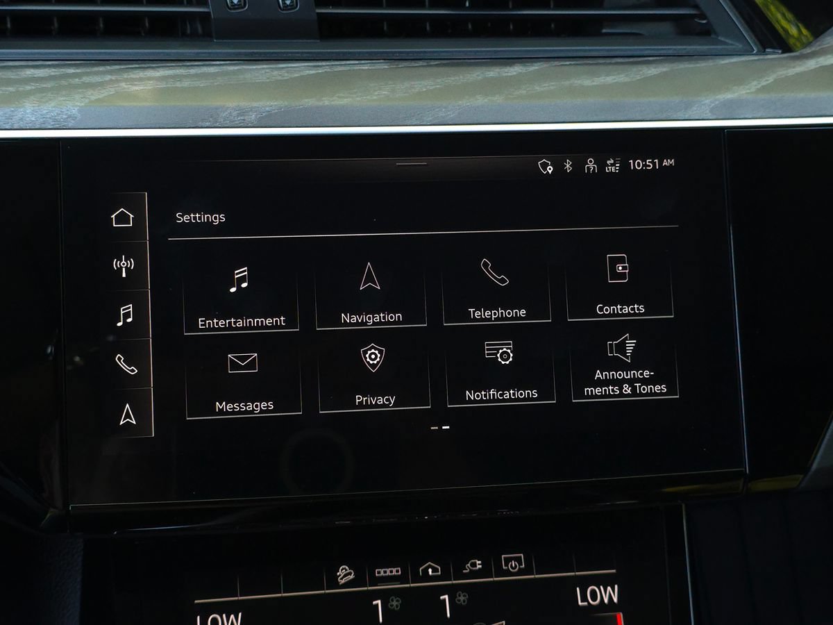 Used 2024 Audi Q8 e-tron Premium AWD/4WD image 56