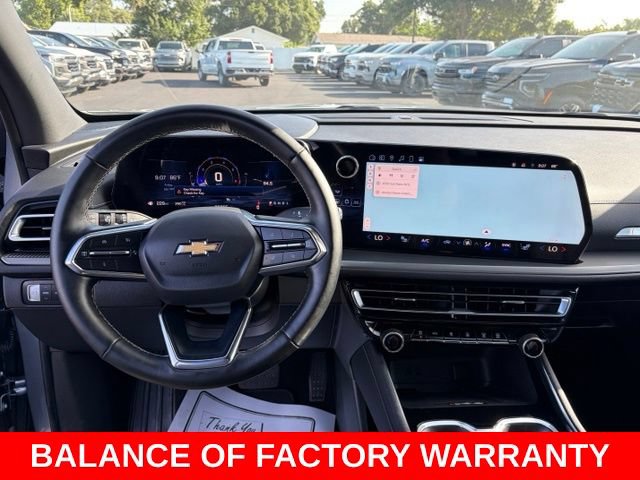 Used 2025 Chevrolet Traverse LT AWD/4WD image 18