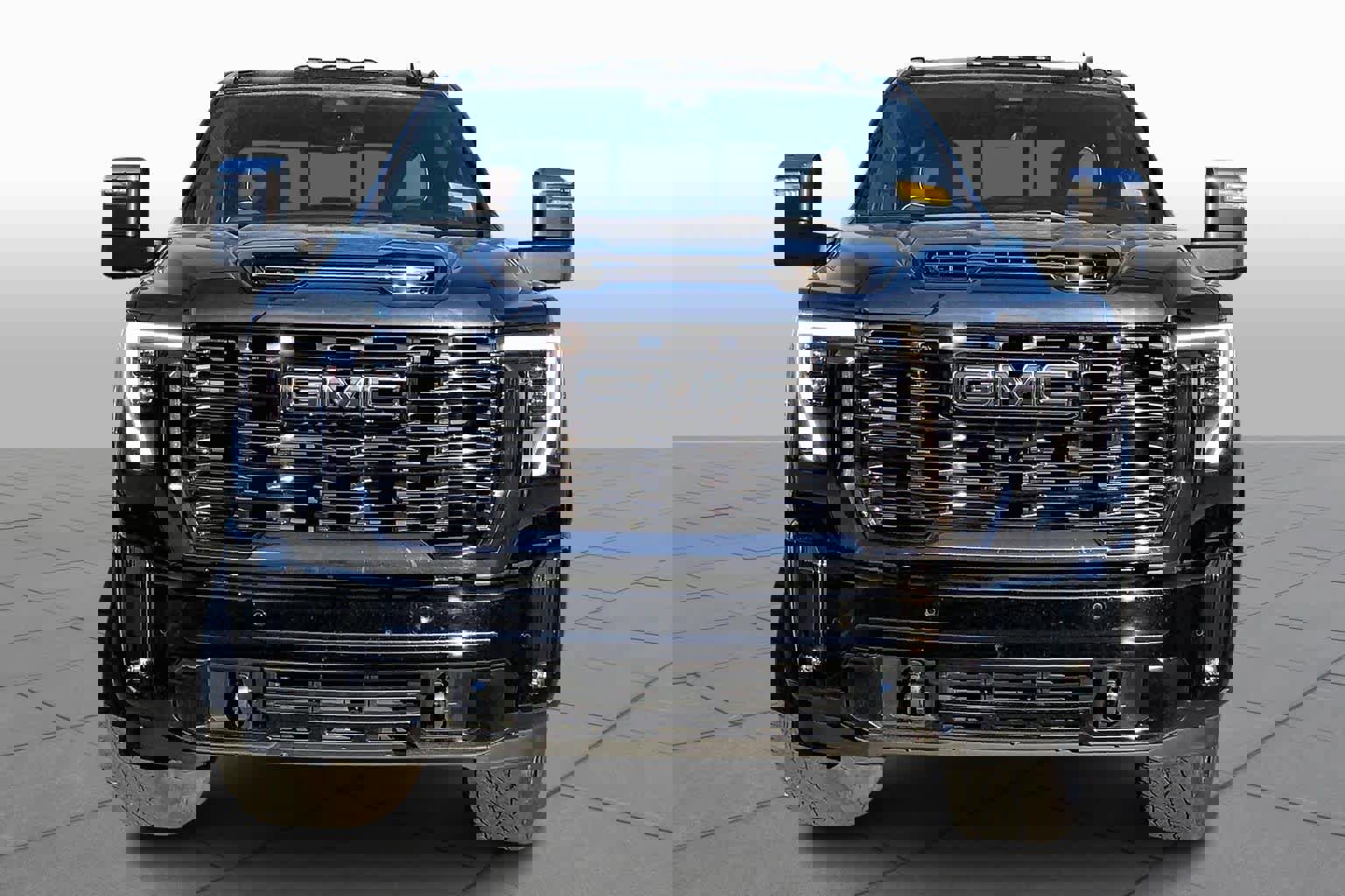 Used 2024 GMC Sierra 2500 Denali Ultimate image 4