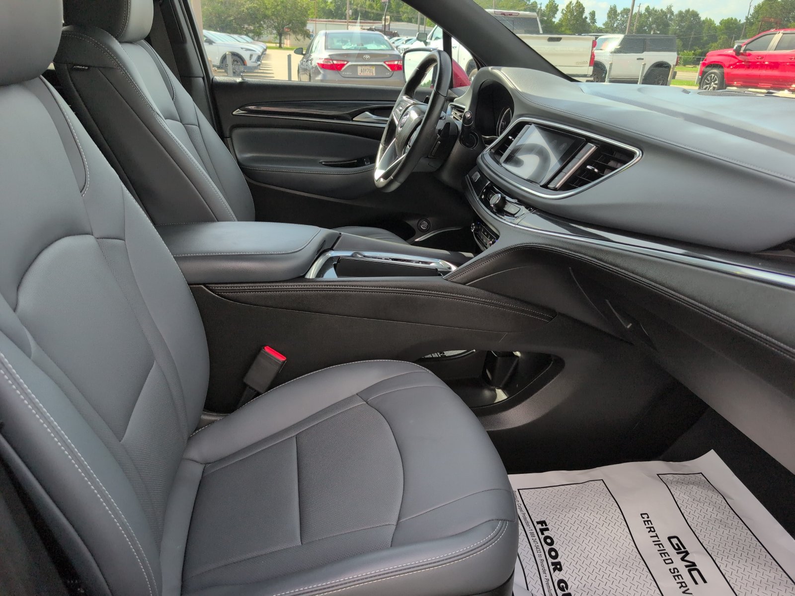 Used 2023 Buick Enclave Essence w/ Experience Buick Package FWD image 10