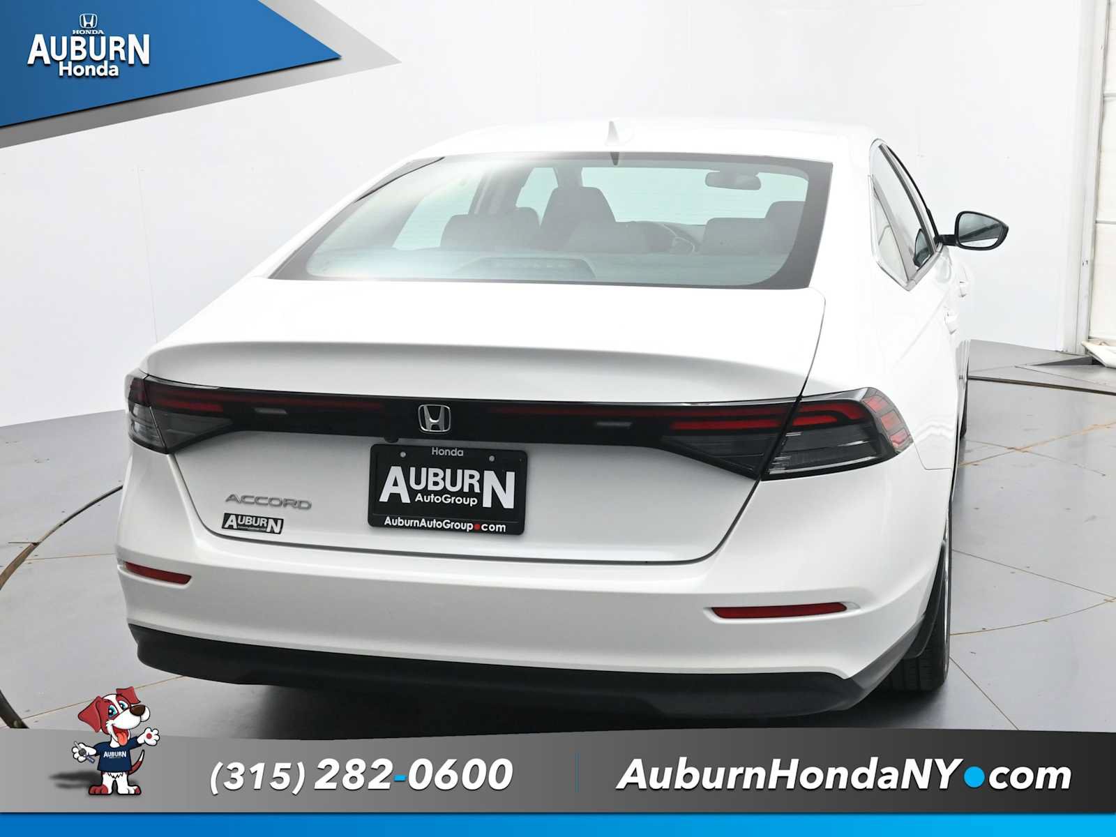 Used 2023 Honda Accord LX image 4