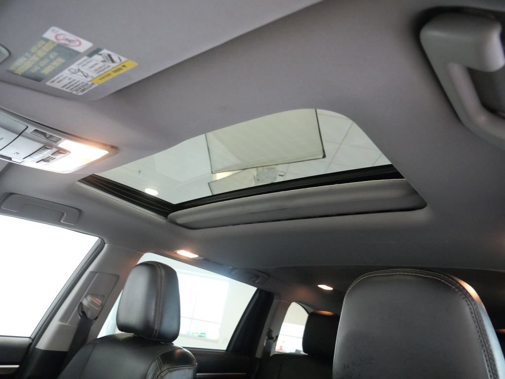 Used 2016 Toyota Highlander Limited AWD/4WD image 27
